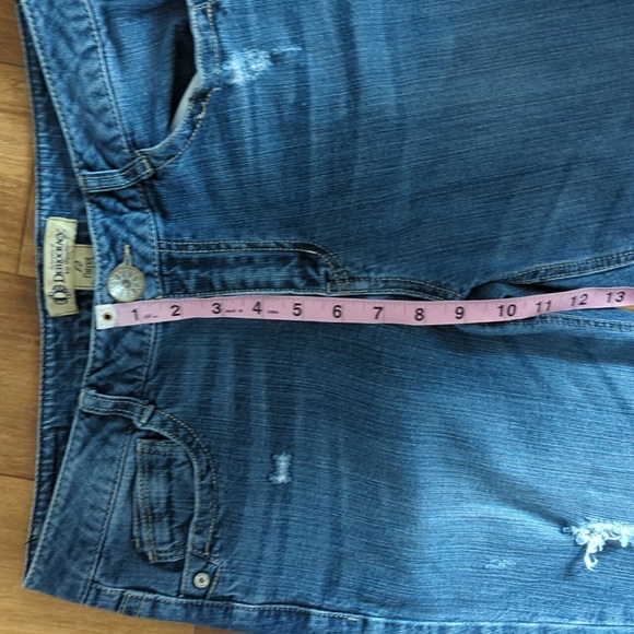 Democracy Patriot Straight Leg Distressed Jeans - Picture 4 of 9